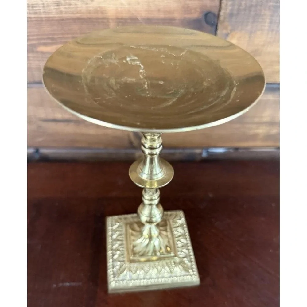 Vintage 1998 Classic Collection Victorian Pillar Candle Holder Brass Tone 6.5